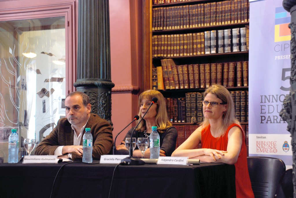 Max Gulmanelli, Graciela Perrone y Alejandra Cardini 