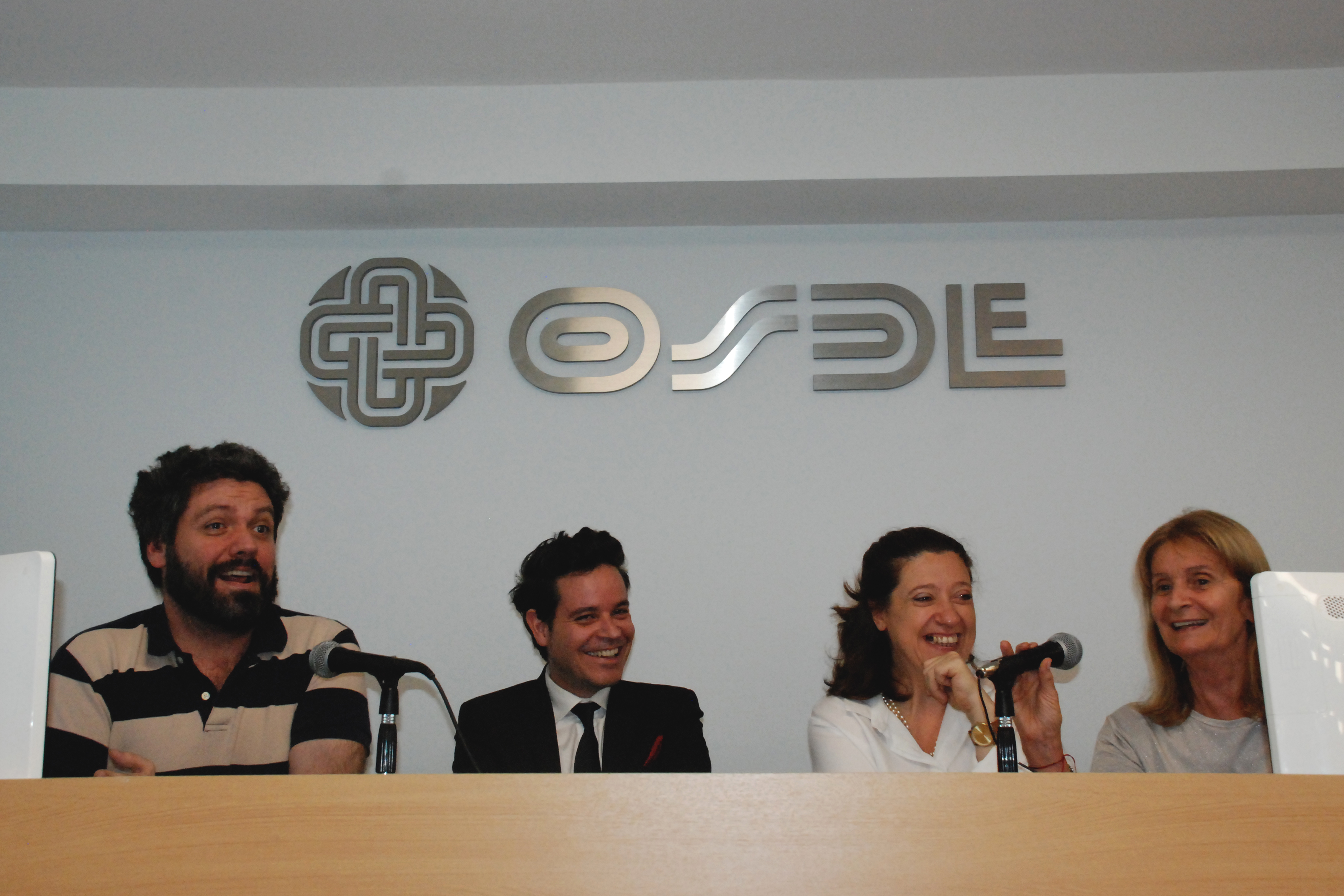 Gabriel Graves, Germán Lavarez, Laura Rosato, Graciela Perrone