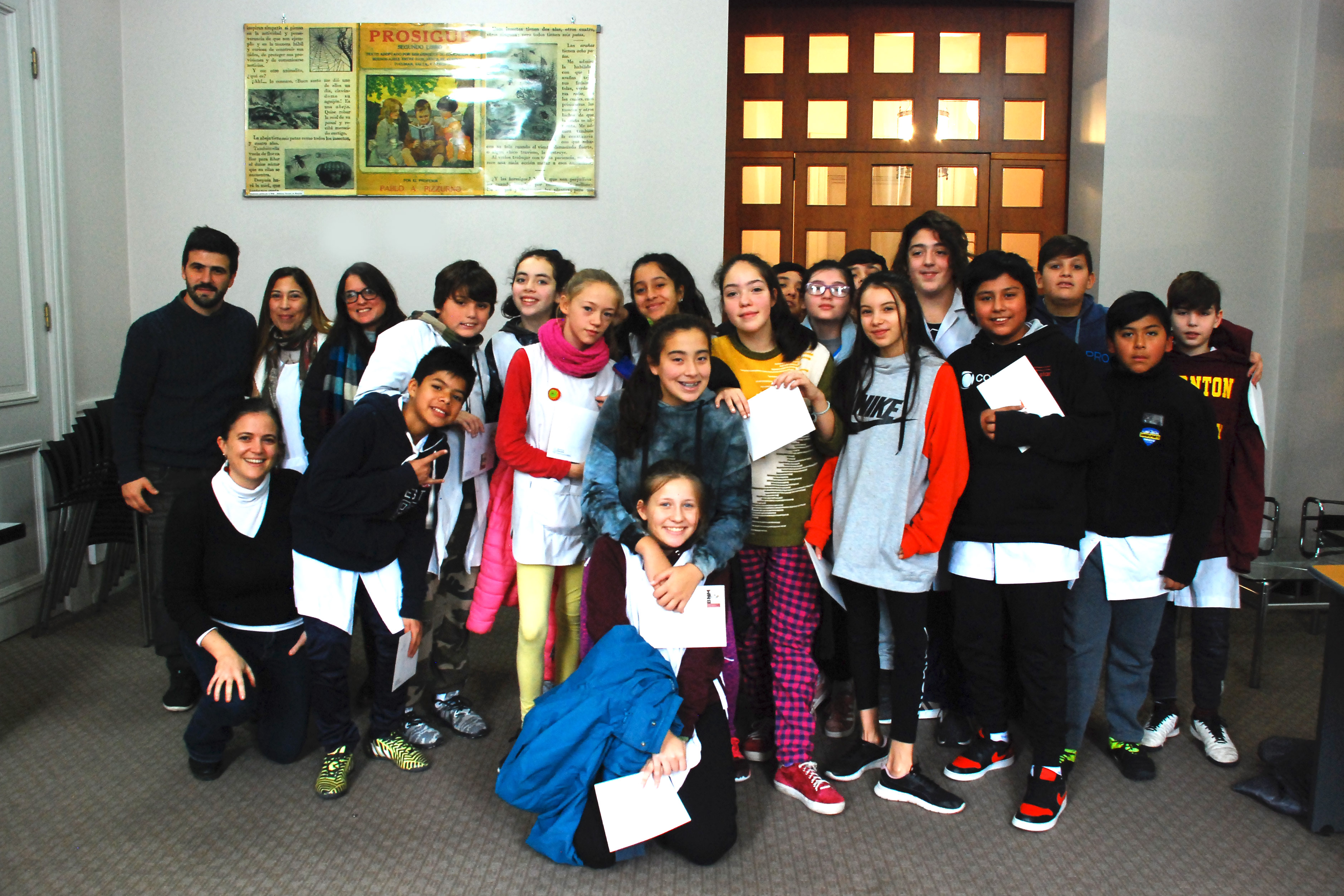Alumnos y alumnas de séptimo grado de la Escuela Honorable Congreso de la Nación N.° 5 D.E. 9 de la Ciudad Autónoma de Buenos Aires