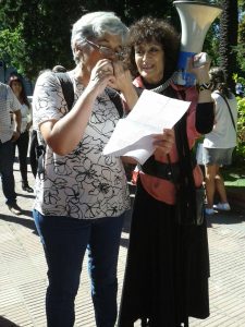 Bibliotecarias en la Plaza San Martin