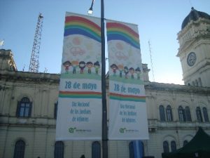 Carteles del festejo del Día Nacional de los Jardines de Infantes